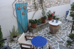 Vavanos Studios_best deals_Hotel_Cyclades Islands_Paros_Paros Chora