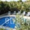Karterados Beach Apartments_best prices_in_Apartment_Cyclades Islands_Sandorini_karterados