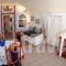 Villa Lukas Traditional Apartments_lowest prices_in_Villa_Cyclades Islands_Sandorini_Imerovigli