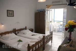 Studio Letta_best prices_in_Apartment_Cyclades Islands_Sandorini_Perissa