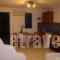 San Efrem_best prices_in_Apartment_Cyclades Islands_Sandorini_Perissa