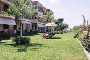 Stella-Meri Studios Apartments_best deals_Apartment_Macedonia_Halkidiki_Nea Skioni