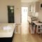 Crown_accommodation_in_Room_Crete_Chania_Kalyves