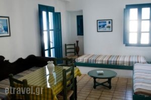 Oias Sunset_holidays_in_Hotel_Cyclades Islands_Sandorini_Sandorini Rest Areas