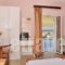 Sea Colours Rooms & Apartments_holidays_in_Room_Cyclades Islands_Syros_Syrosora