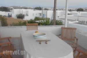 Paros House_accommodation_in_Hotel_Cyclades Islands_Paros_Alyki