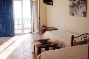Prapas Apartments_accommodation_in_Apartment_Piraeus Islands - Trizonia_Kithira_Kithira Chora