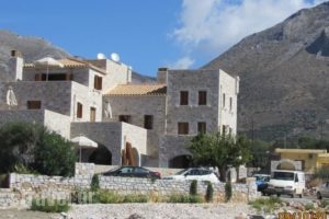 Kyrimi_accommodation_in_Hotel_Peloponesse_Lakonia_Diros