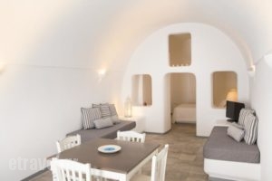 Il Melograno Traditional Cave House_lowest prices_in_Hotel_Cyclades Islands_Sandorini_Sandorini Chora