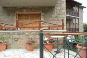 Evrostini Hostel_best prices_in_Room_Peloponesse_Korinthia_Evrostina