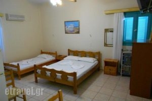 Mouragio Apartments_accommodation_in_Apartment_Peloponesse_Arcadia_Paralia (beach) of Tyros