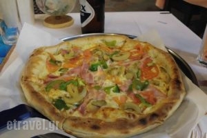Karvounis Family Pizza Restaurant_food_in_Restaurant___Perdika