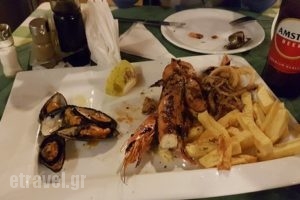 The Brothers Greek Taverna_food_in_Restaurant___Planos