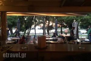 Sloop Cafe_food_in_Caf? and Bar___Vouliagmeni