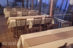 Fish Tavern Mikyverna_food_in_Restaurant___Poligiros