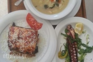 Anemoessa_food_in_Restaurant___Mirina