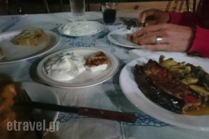 Litharia - Traditional Tavern_food_in_Restaurant___Nikolis
