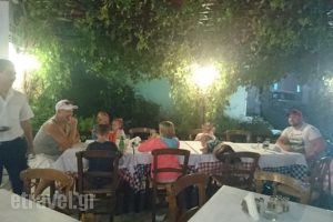 Sirtaki Family Tavern_food_in_Restaurant___Analipsi