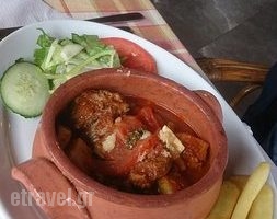 Savvas Taverna_food_in_Restaurant___