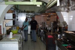 Fisherman - Giorgos & Marina Taverna_food_in_Restaurant___Ano Mera