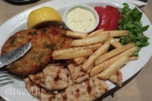 Piri Piri Grill_food_in_Restaurant___Alimos