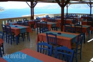 O Manolis_food_in_Restaurant___Kalamakia