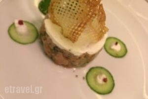 La Pierrade_food_in_Restaurant___