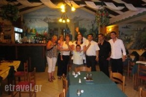 Benikos Greek Gourmet Taverna_food_in_Restaurant___Planos